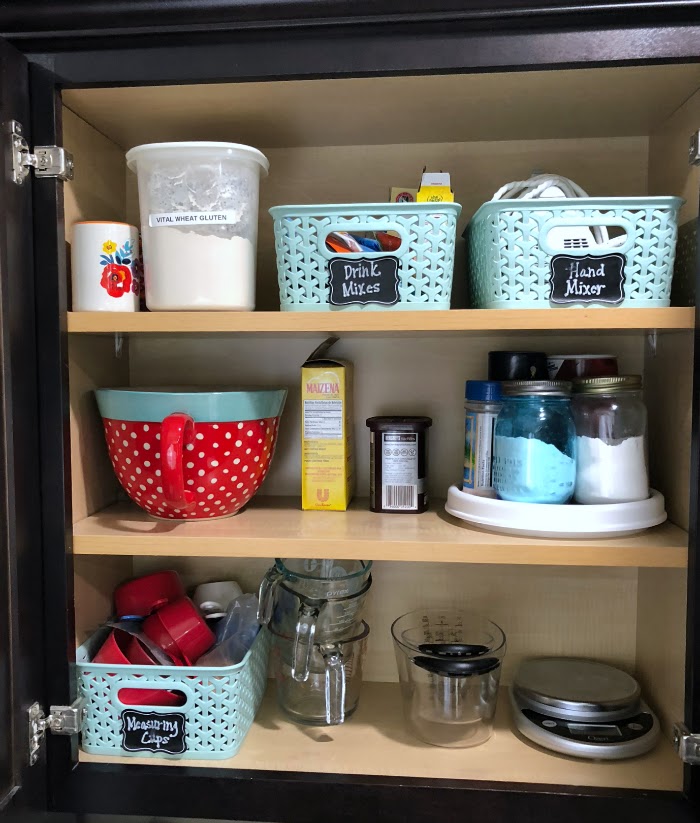 How to Organize Large Kitchen Cabinets - Jordecor